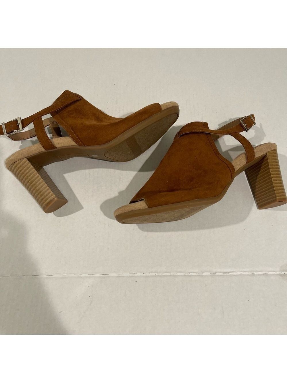 Women’s Giani Bernini Alessio Brown Peep Toe Block Heel Buckle Booties Size 11! - Picture 9 of 9
